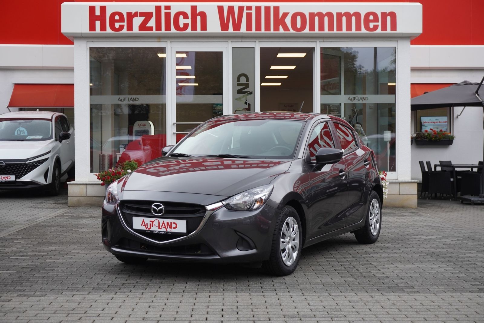 Mazda 2 1.5 Center-Line LED Android Apple DAB Klima imagem 2