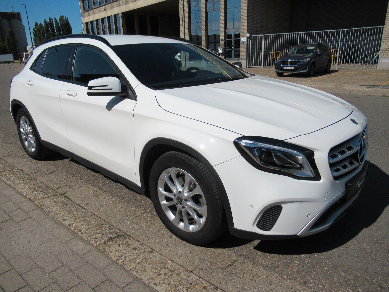 Mercedes-Benz GLA 180 imagem 3