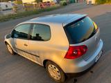 Volkswagen Golf 1.6 Comfortline Comfortline - Volkswagen Golf aus 2004: 1.6