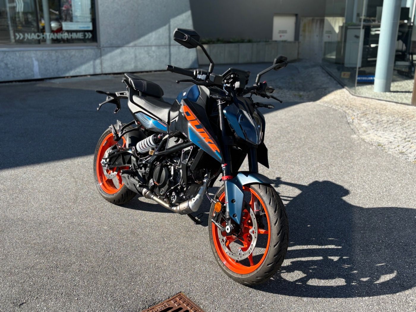 Fahrzeugabbildung KTM 125 Duke Modell 2025
