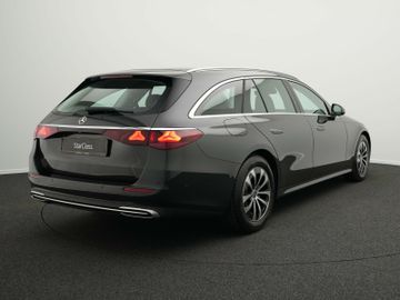 Mercedes E 200 - 3