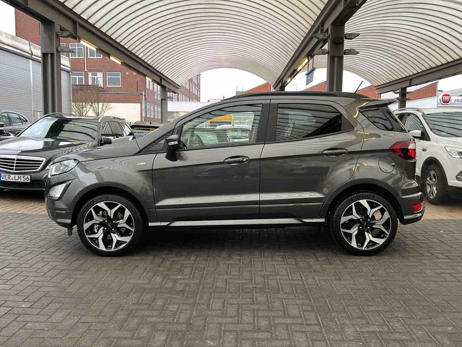 Fahrzeugabbildung Ford EcoSport 1.0EB 125PS ST-Line