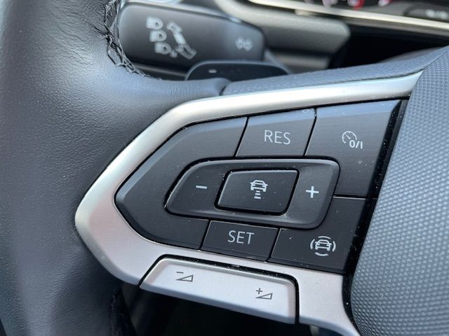 T-Cross 1.0 TSI DSG ACTIVE NAVI ACC Apple CarPla