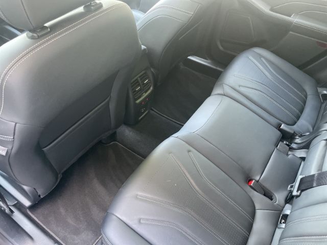 Fahrzeugabbildung Ford Kuga 2.5 Duratec FHEV 4x4 Vignale Hybrid , Navi,