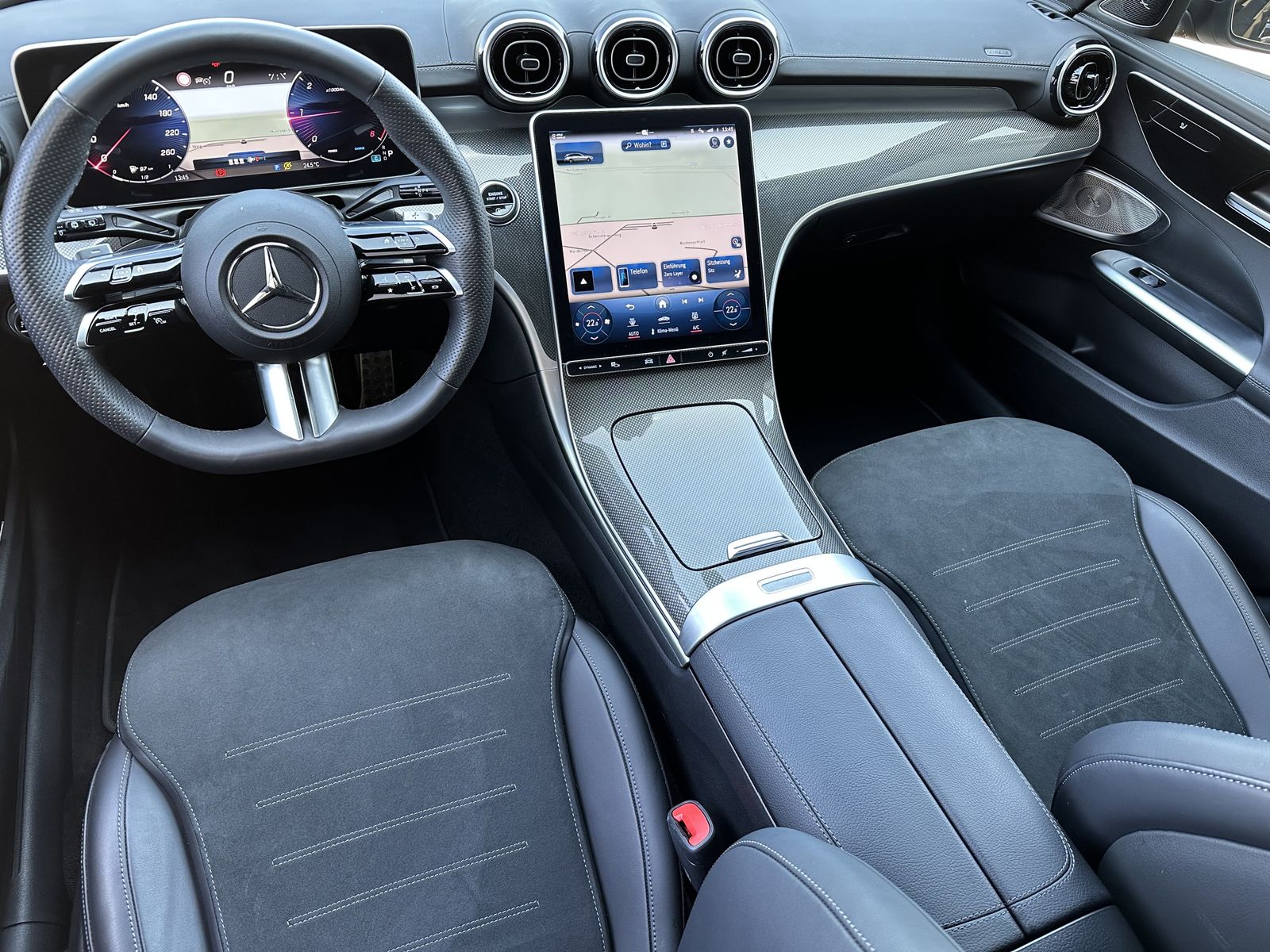Fahrzeugabbildung Mercedes-Benz C 220d T 4Matic AMG-Line NAV+LED+DISTRONIC+360°
