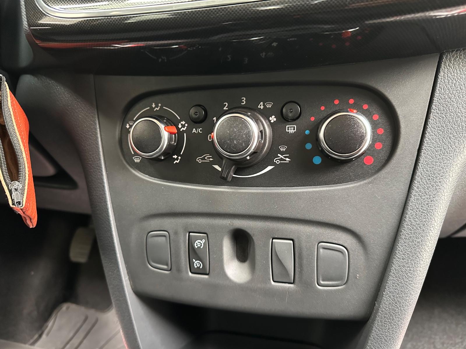 Dacia Sandero IIComfort Klima/AHK/TEMPOMAT/BLEUTOOTH