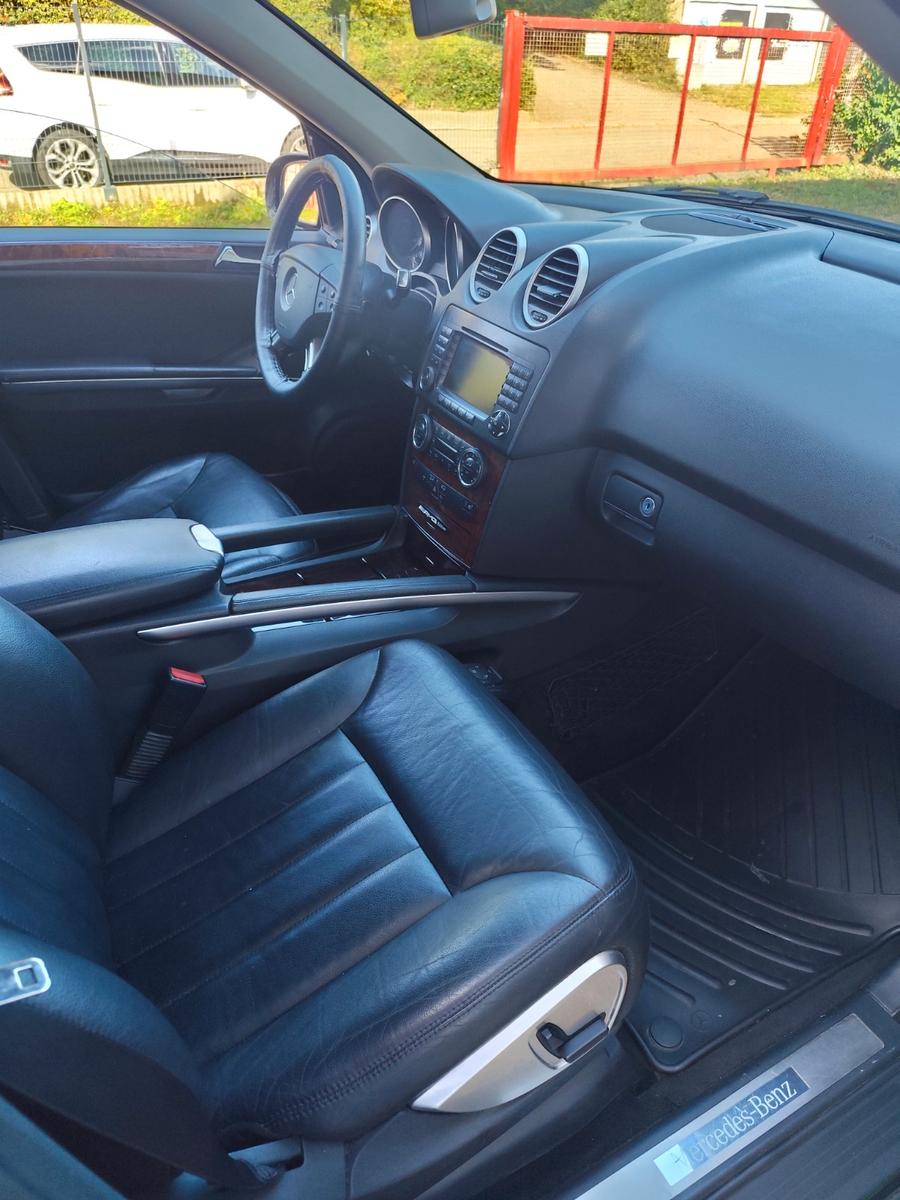 Mercedes-Benz ML 500 mit LPG Gasanlage 22 Zoll Felgen 