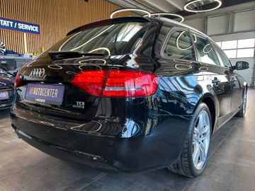 MYAUTOCENTER – Gebraucht- und Jahreswagen mit Werkstattservice in Pfaffenhofen Audi A4 Avant Attraction *BI-XENON*KLIMAAUTOM*ALLRAD*