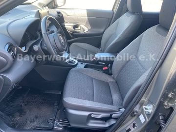 Toyota Yaris Cross - 12