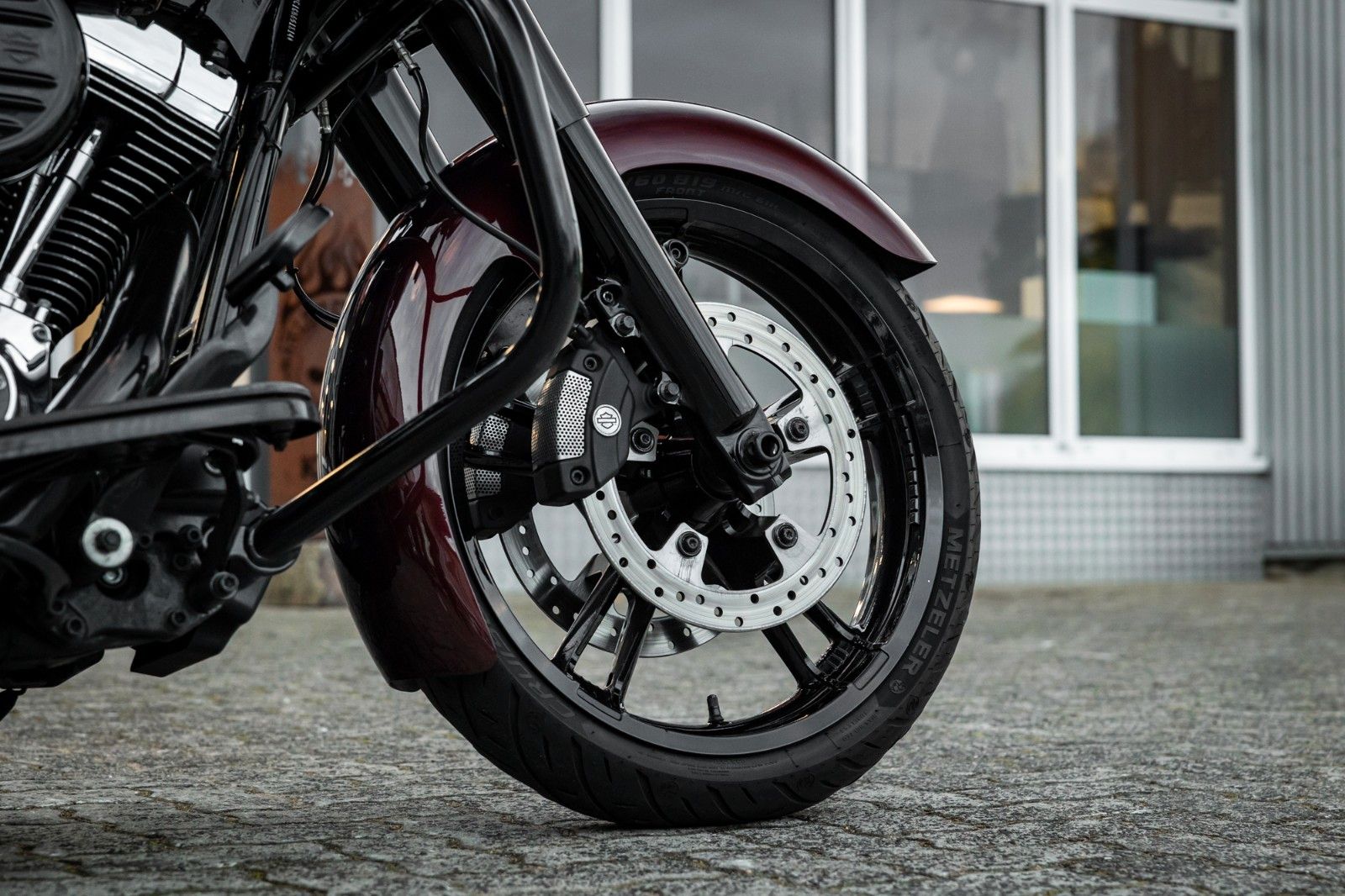 Fahrzeugabbildung Harley-Davidson STREET GLIDE SPECIAL FLHXS - APE - KessTech -