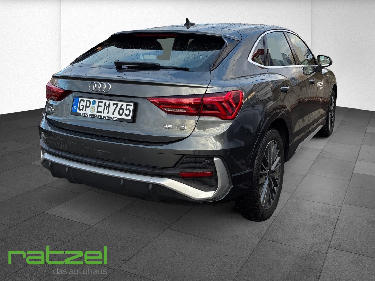 Fahrzeugabbildung Audi Q3 Sportback S line 35 TDI S tronic Navi Leder D