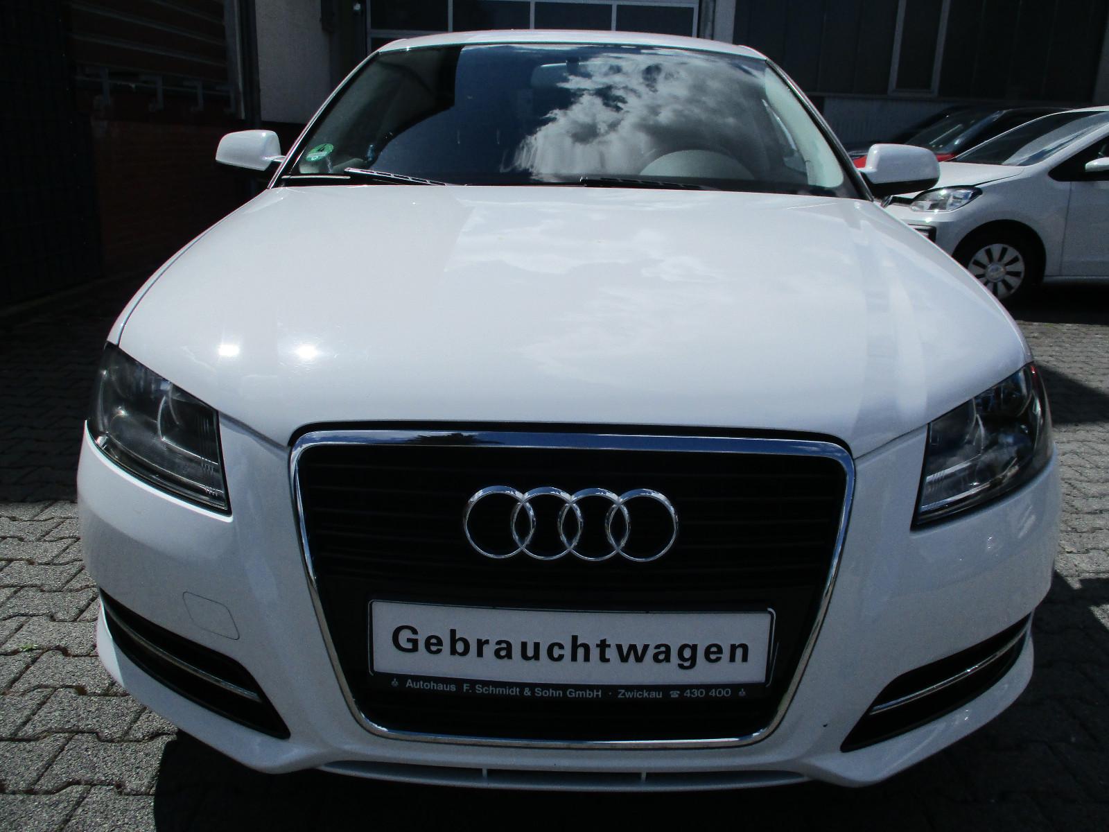 Audi A3 1.6 Attraction Sportback
