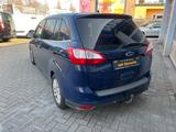 Ford Grand C-Max Grand C-MAX Titanium - Ford Grand C-Max mit Benzin-Antrieb
