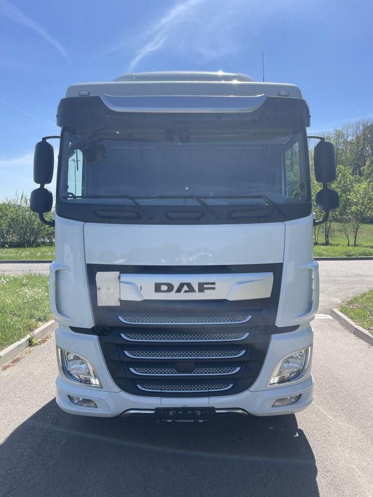 Fahrzeugabbildung DAF FT XF 480 SC, Kipp-/Schubbodenhydraulik