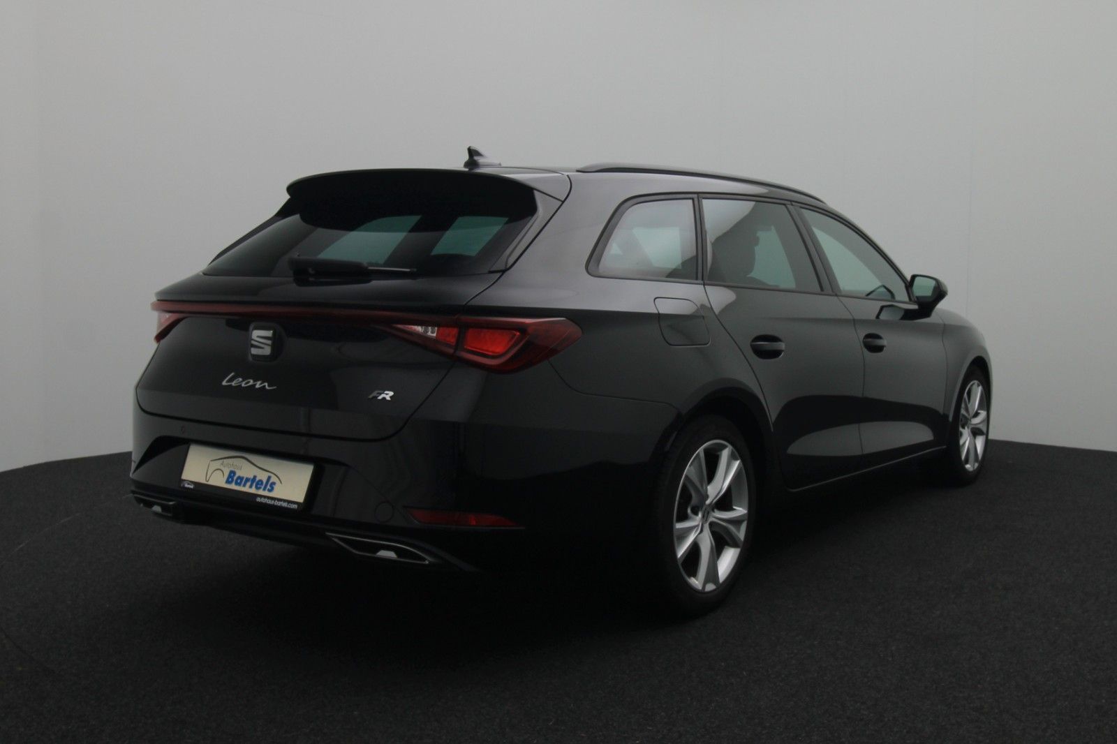 Fahrzeugabbildung SEAT Leon Sportstourer 1.5 FR