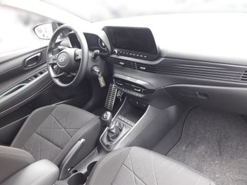 Fahrzeugabbildung Hyundai BAYON 1.0 T-GDI 48V Intro Plus Navi Dachlackieru
