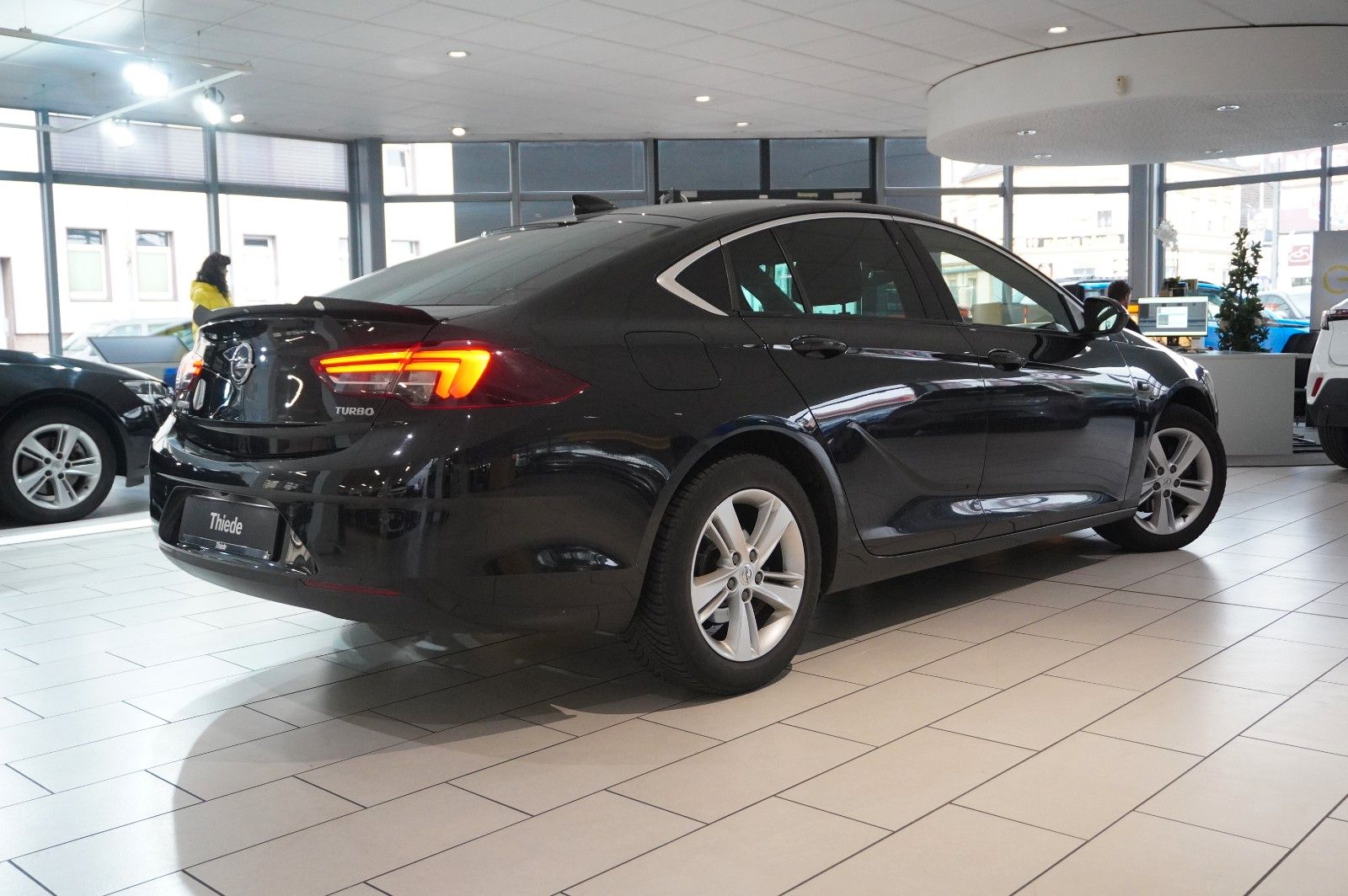 Fahrzeugabbildung Opel Insignia B GS 1.5T INNOV. NAVI/LED/KAMERA/SPORT