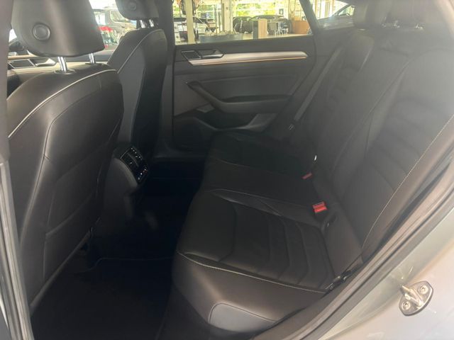Arteon 2.0 TDI R-Line Edition *SH*APP*ACC*AHK*