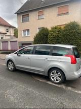 Peugeot. 5008. 5 Sitz Plätze - Peugeot 5008 in Hagen