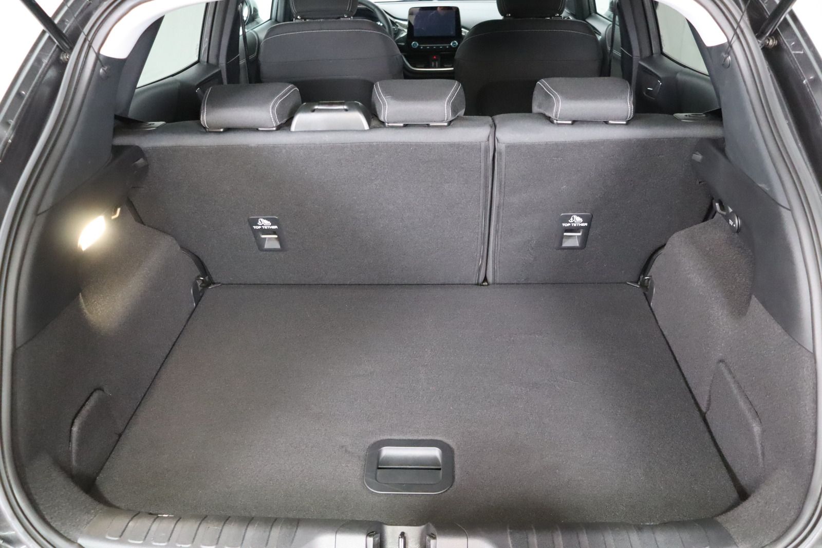 Fahrzeugabbildung Ford Puma 1.0 Eco Boost DCT Titanium