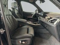 BMW X5 M60 - Vorschau Bild 11