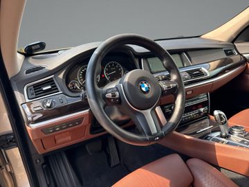BMW 550 - 12