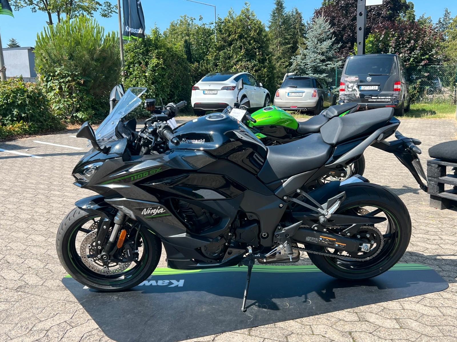 Kawasaki Ninja 1100 SX