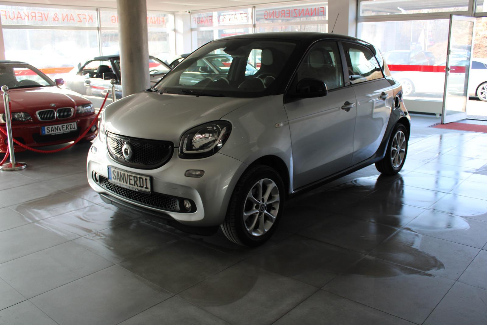 Smart ForFour TURBO PASSION PANORAMA KLIMA LED PDC