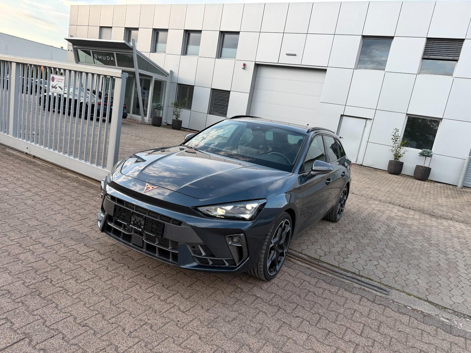 Cupra Leon 1.5 e-Hybrid VZ STDHZ*ACC*LANE*SIDE*AHK*LED