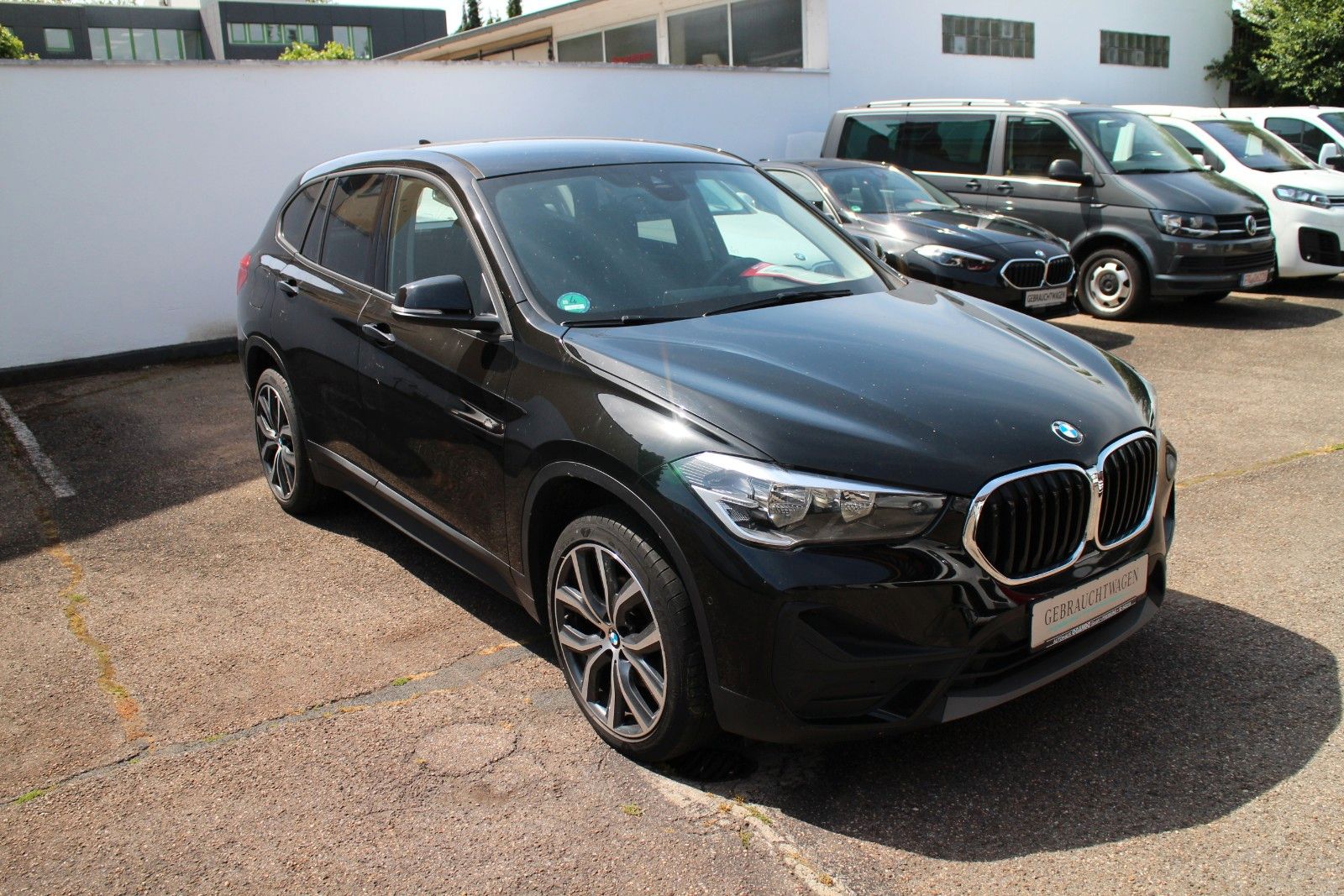 BMW X1 sDrive18d  Autom/Navip/Klimaaut/PDC/Multi/19" foto 14