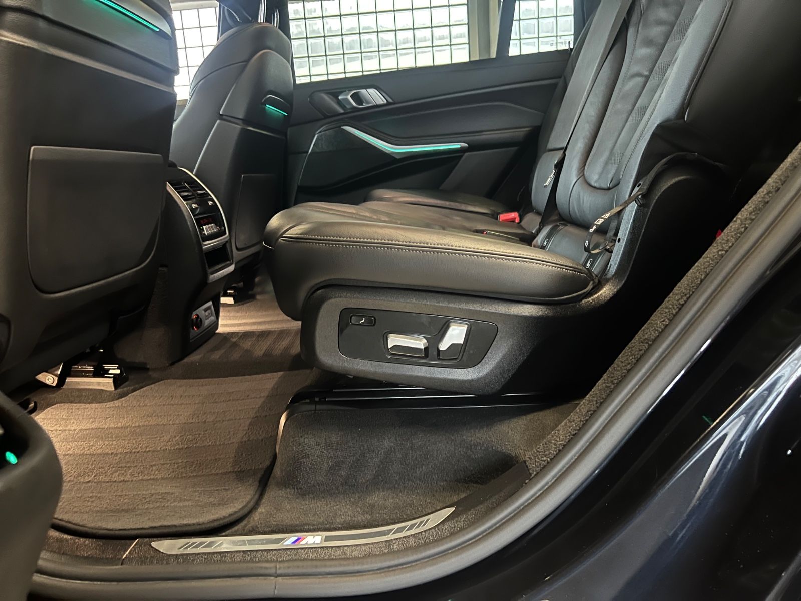 Fahrzeugabbildung BMW X7 xDrive 40 d M Sport *SKY LOUNGE*LASER*