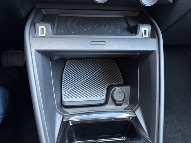 Citroën C4 Shine 1.2 PT 130 EAT8 °LED°ACC°HUD°RFK°Navi°