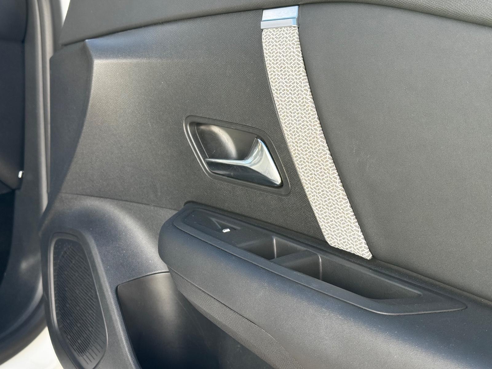 Citroën C4 Lim. Max Pano - E.Sitze - HuD - Kamera uvm...