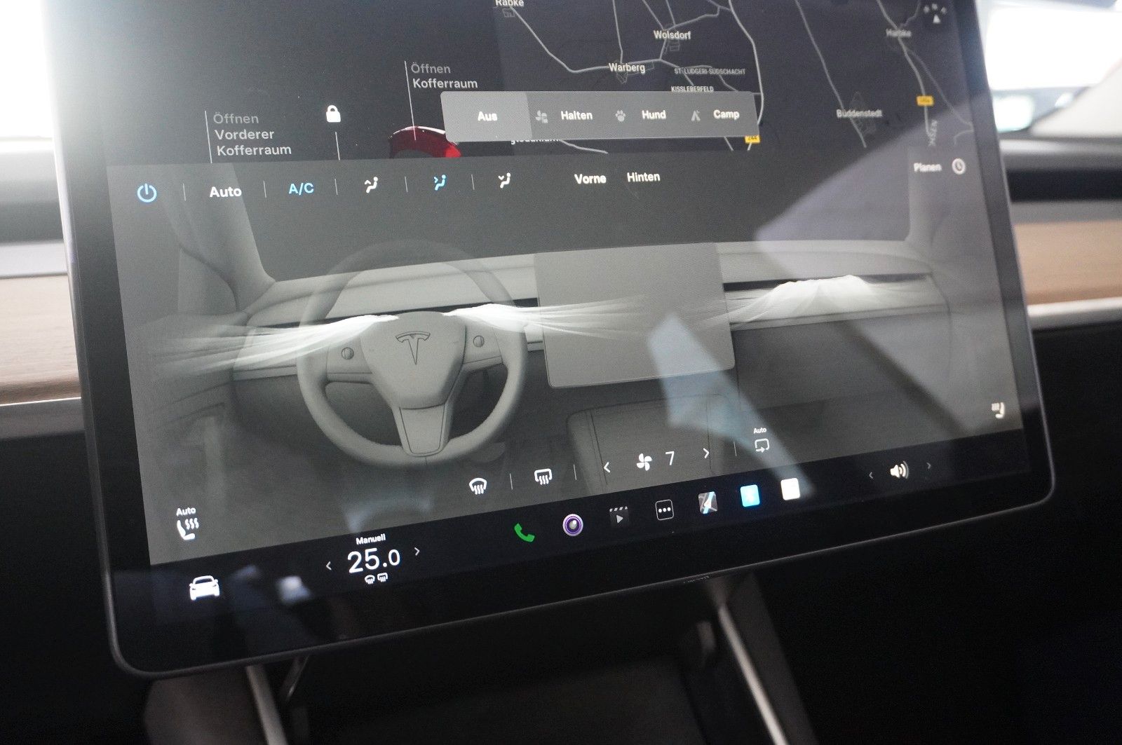 Fahrzeugabbildung Tesla Model 3 Standard Range Plus NAVI/KAMERA/SH/PANO