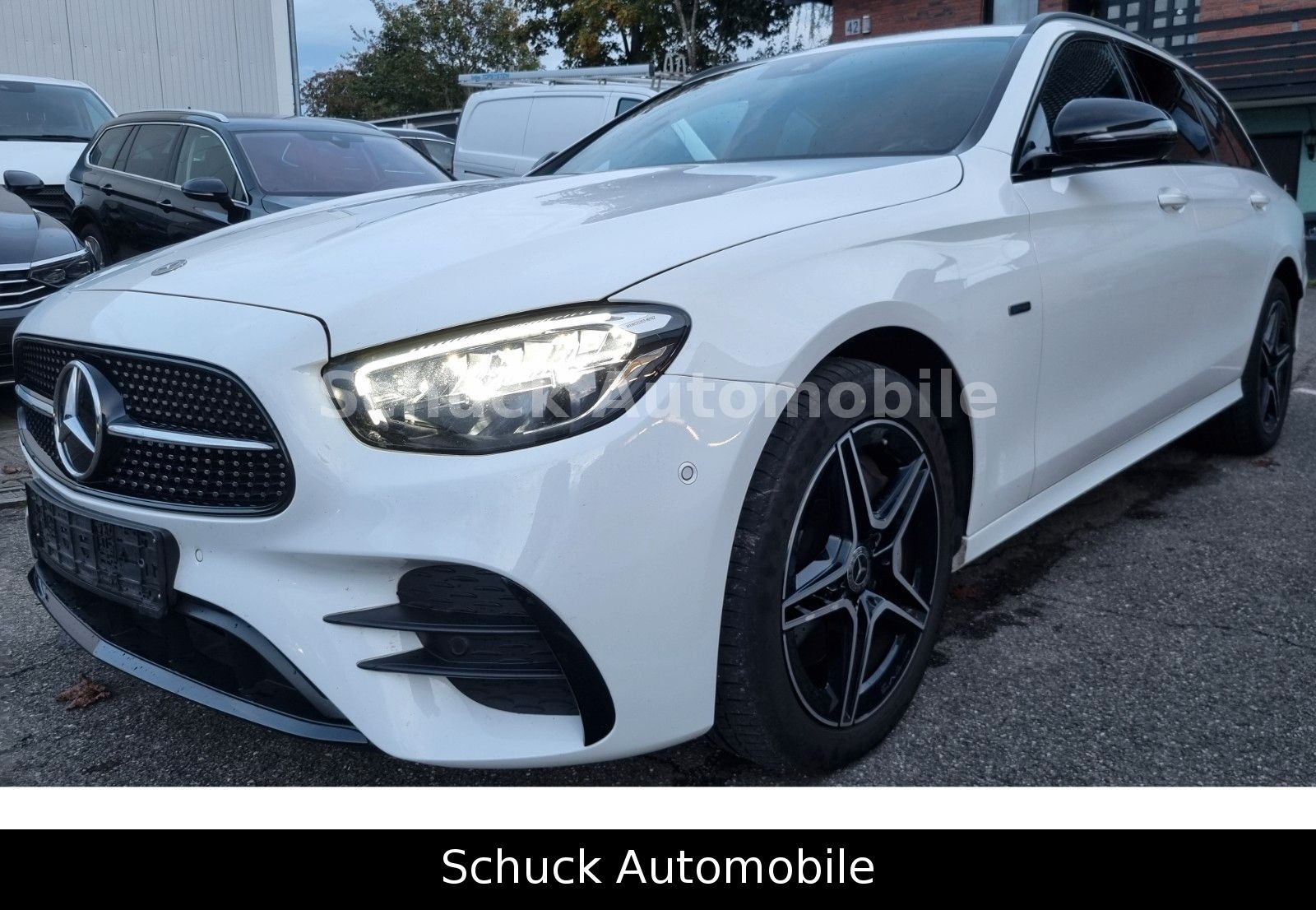 Mercedes-Benz E 300 de T 4Matic MOPF AMG Int+Ext Night MBUX-AR