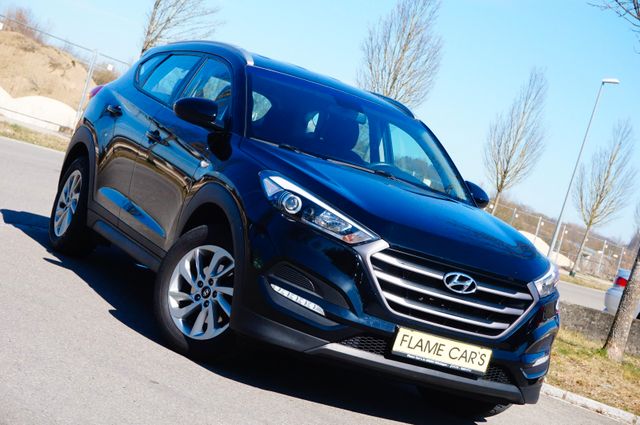 Hyundai Tucson 2WD*NAVI*KAMERA*PDC*AHK*1 HAND