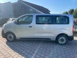 Peugeot Expert BlueHDi 150 S&S PL-TN Combi 9 pos - silberne Peugeot Expert