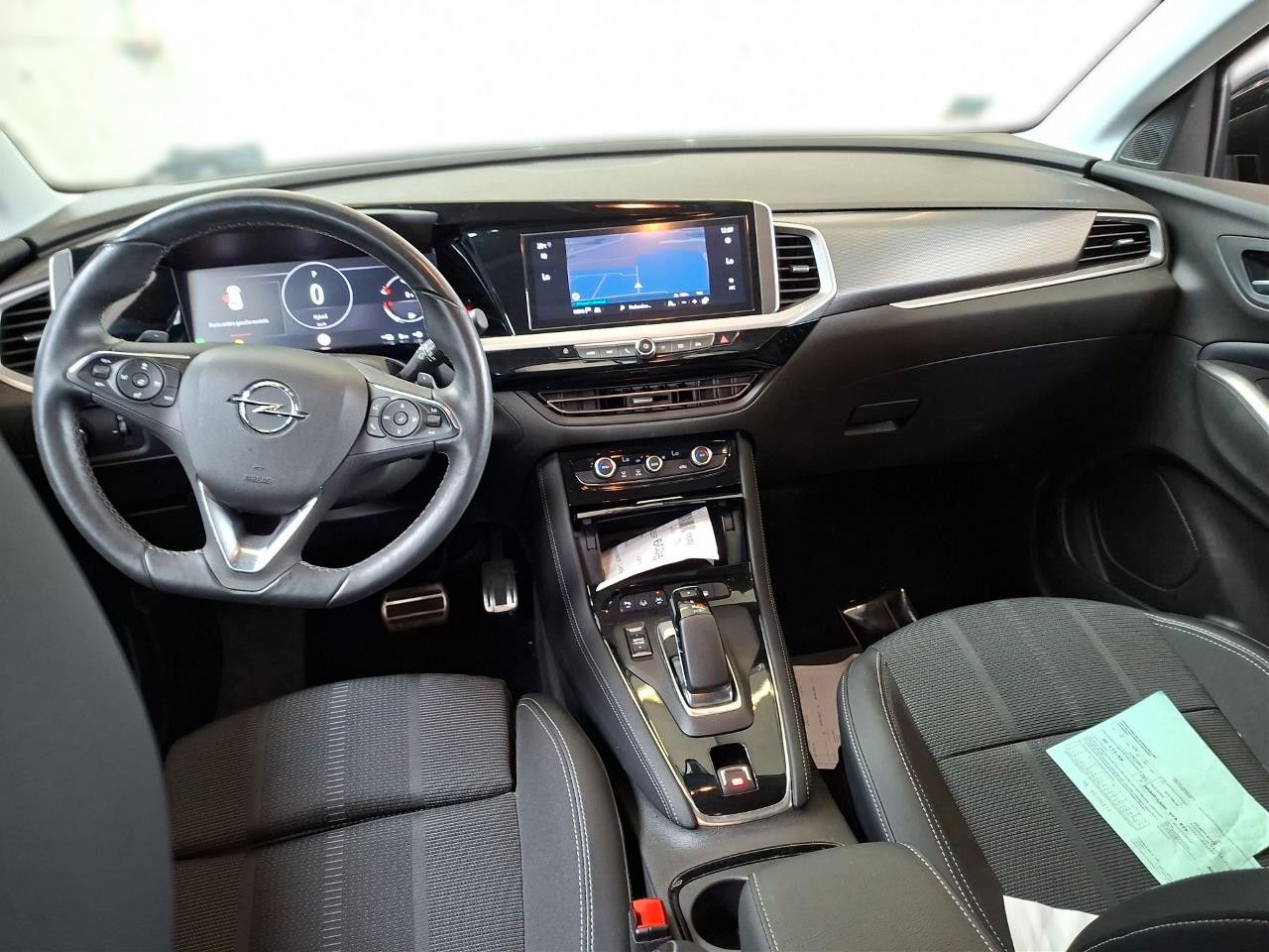 Fahrzeugabbildung Opel Grandland (X) 1.6 PHEV ELEGANCE NAVI/LED/KAMERA