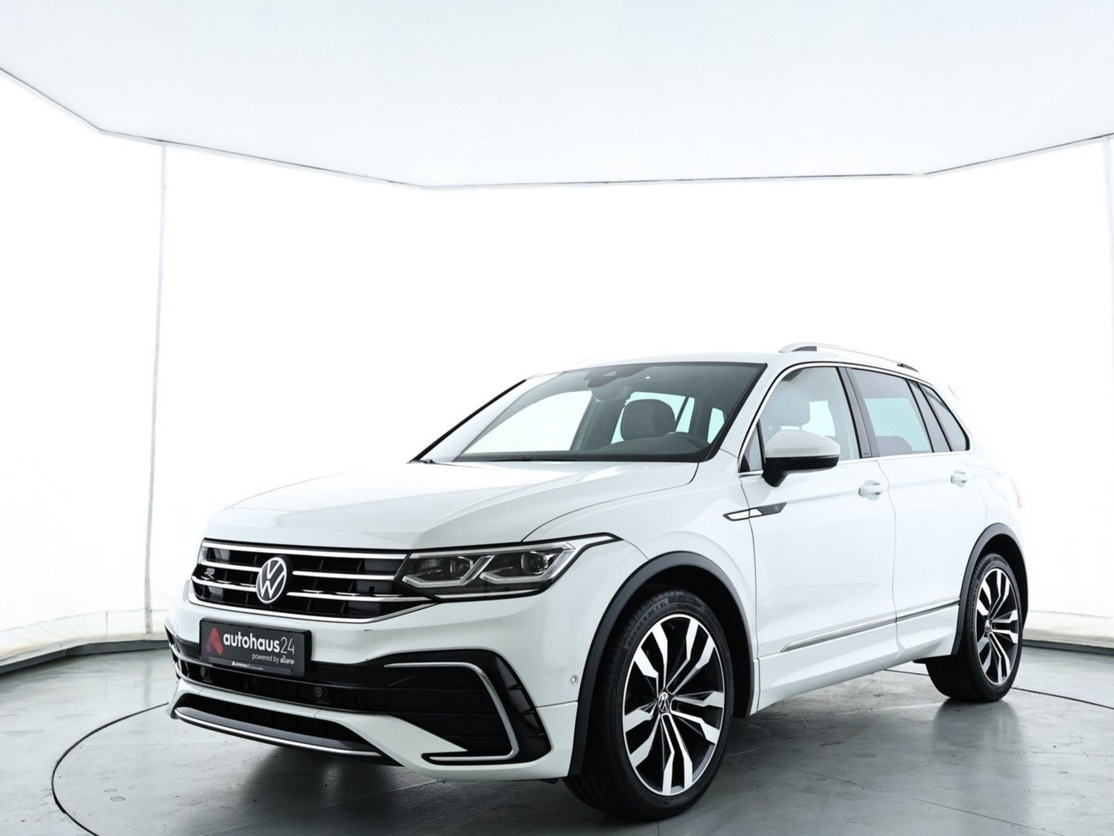 Volkswagen Tiguan 2.0 TDI R-Line   DSG|LED|Navi|CarPlay imagem 3