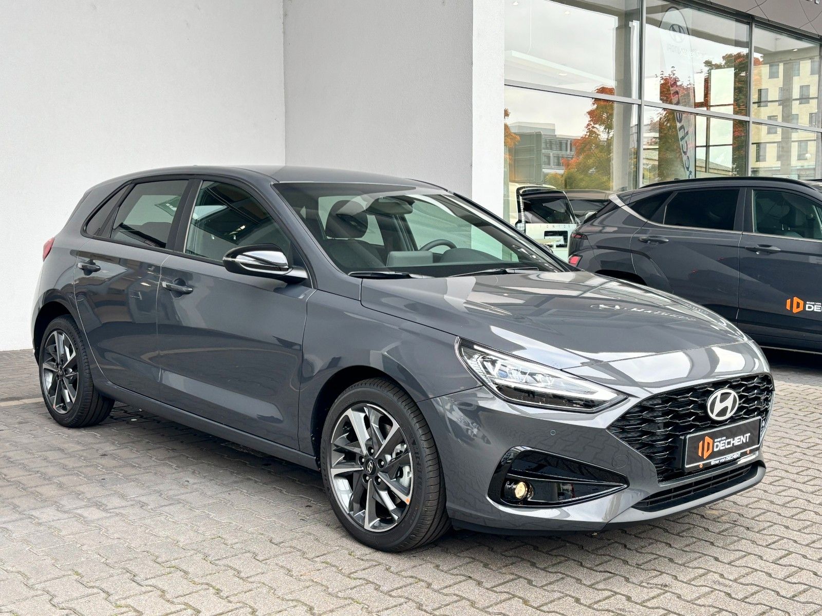 Fahrzeugabbildung Hyundai i30 AVANTAGE DCT 140PS Navi/SHZ/Kamera!