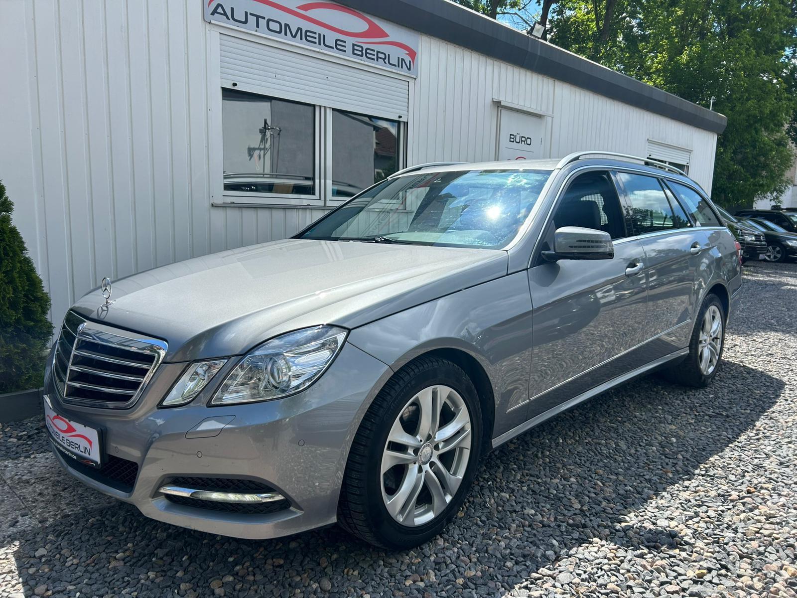 Mercedes-Benz E 200 T CGI AVANTGARDE "1.HAND/ MB SCHECKHEFT"