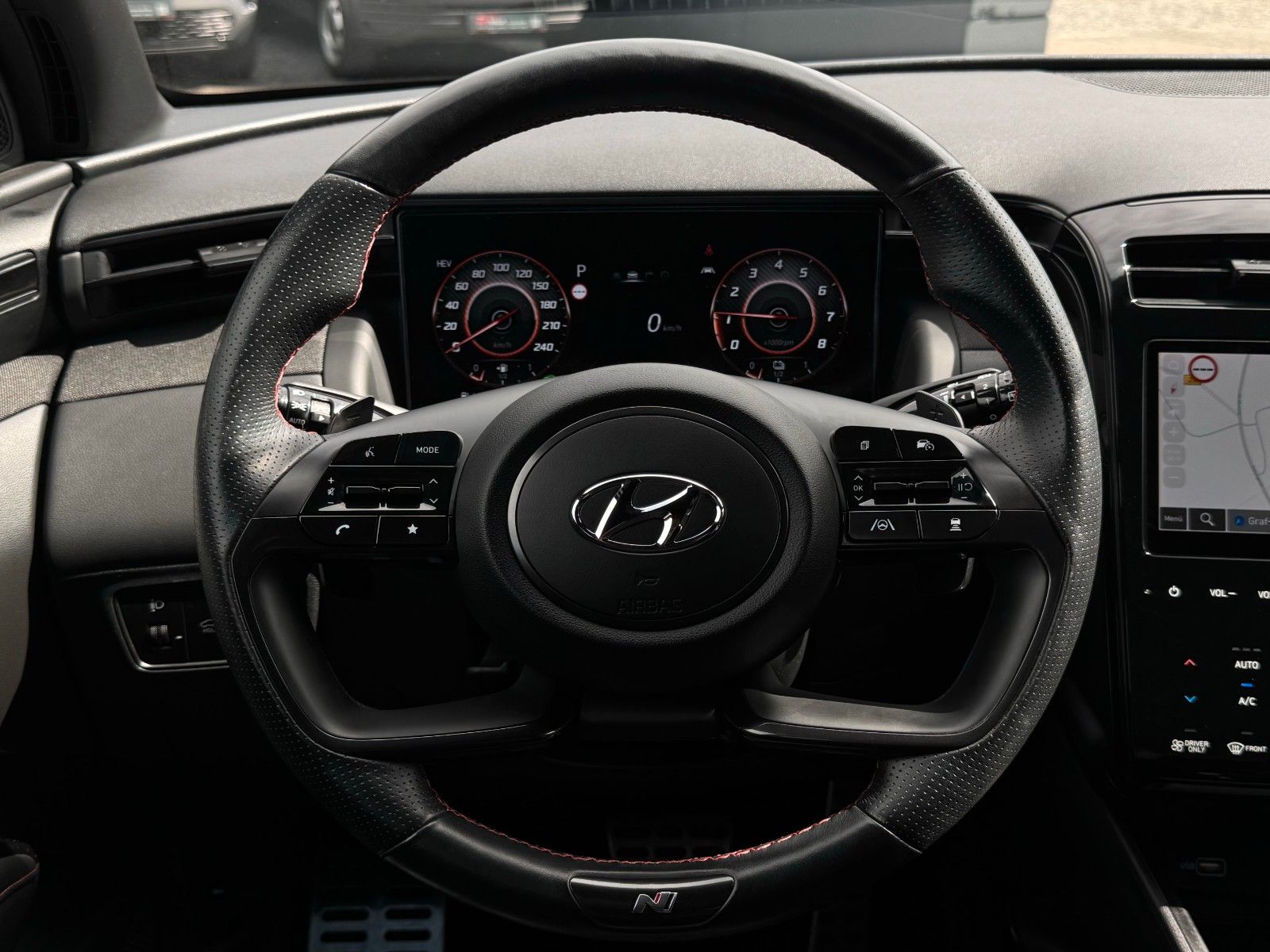 Fahrzeugabbildung Hyundai Tucson 1.6 T-GDI N Line PHEV 4WD KRELL Cam CarPl