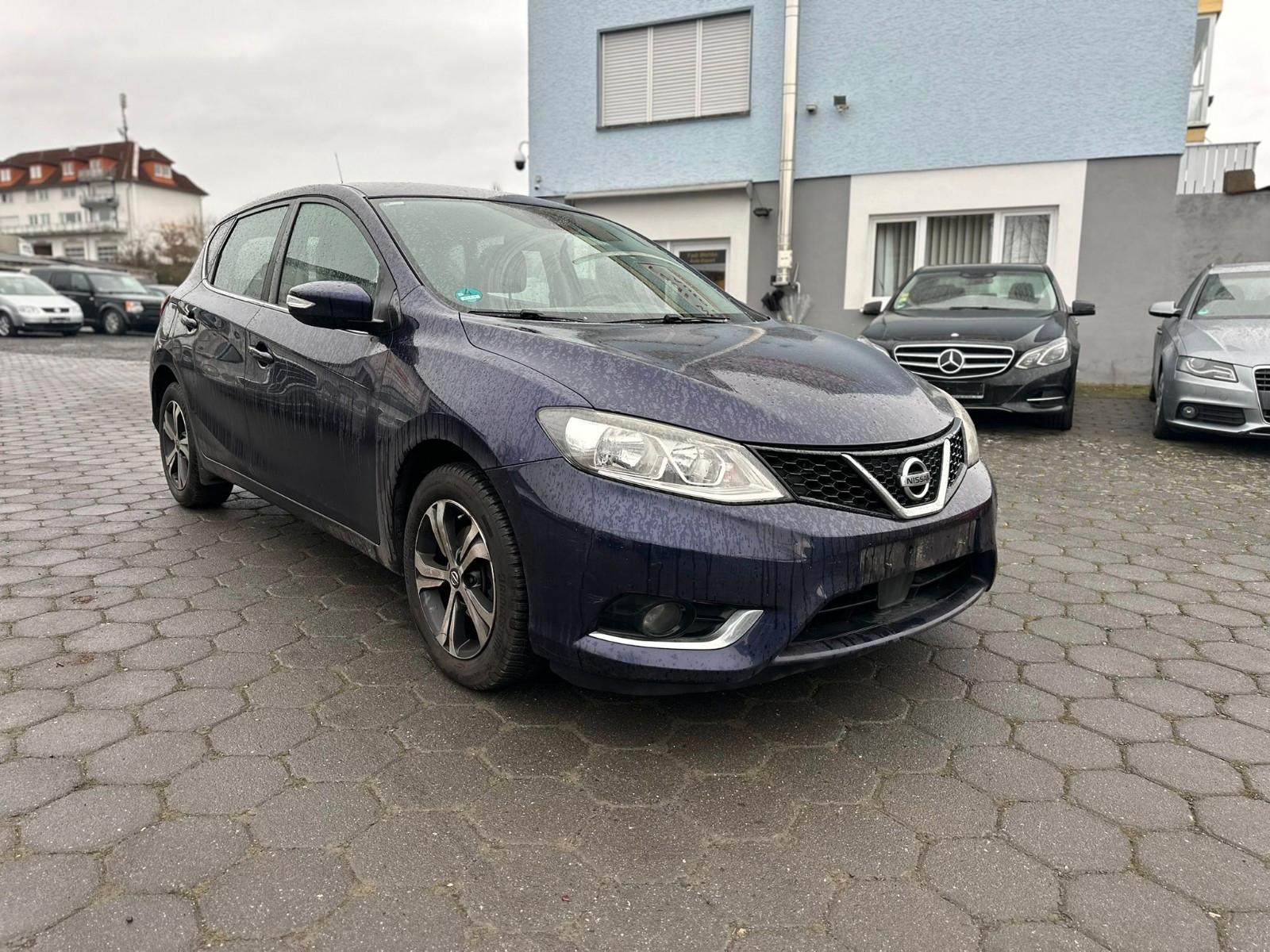 Nissan Pulsar Acenta