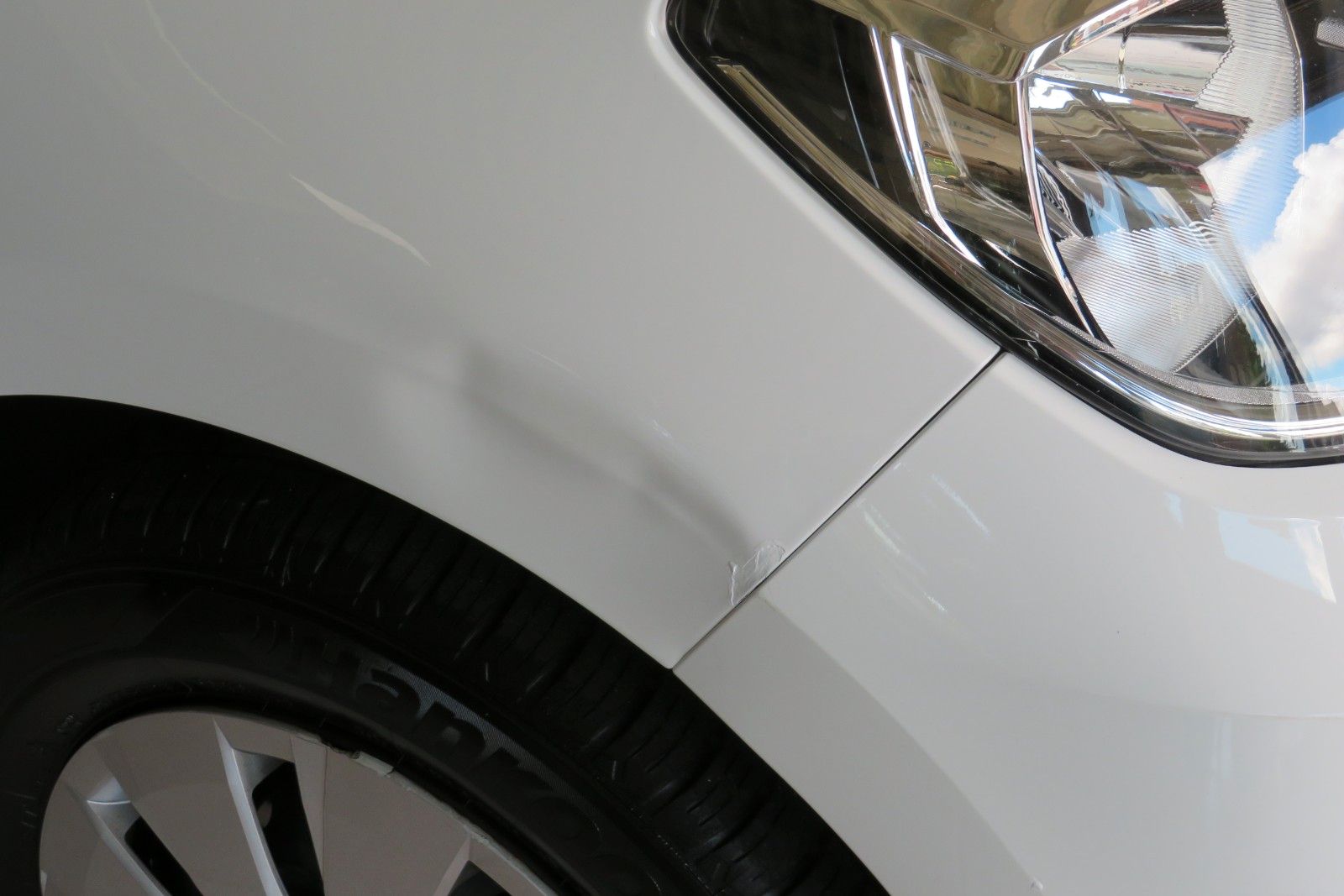 Fahrzeugabbildung Volkswagen up! 4T SITZH. GJ KLIMA TELVOR MAPS&MORE 1.HD