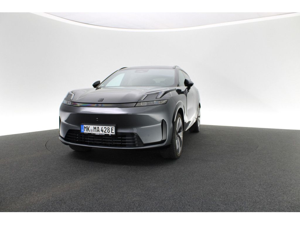 Lynk & Co 08
