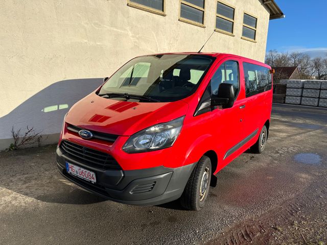 Ford Transit Custom 9 Sitzer