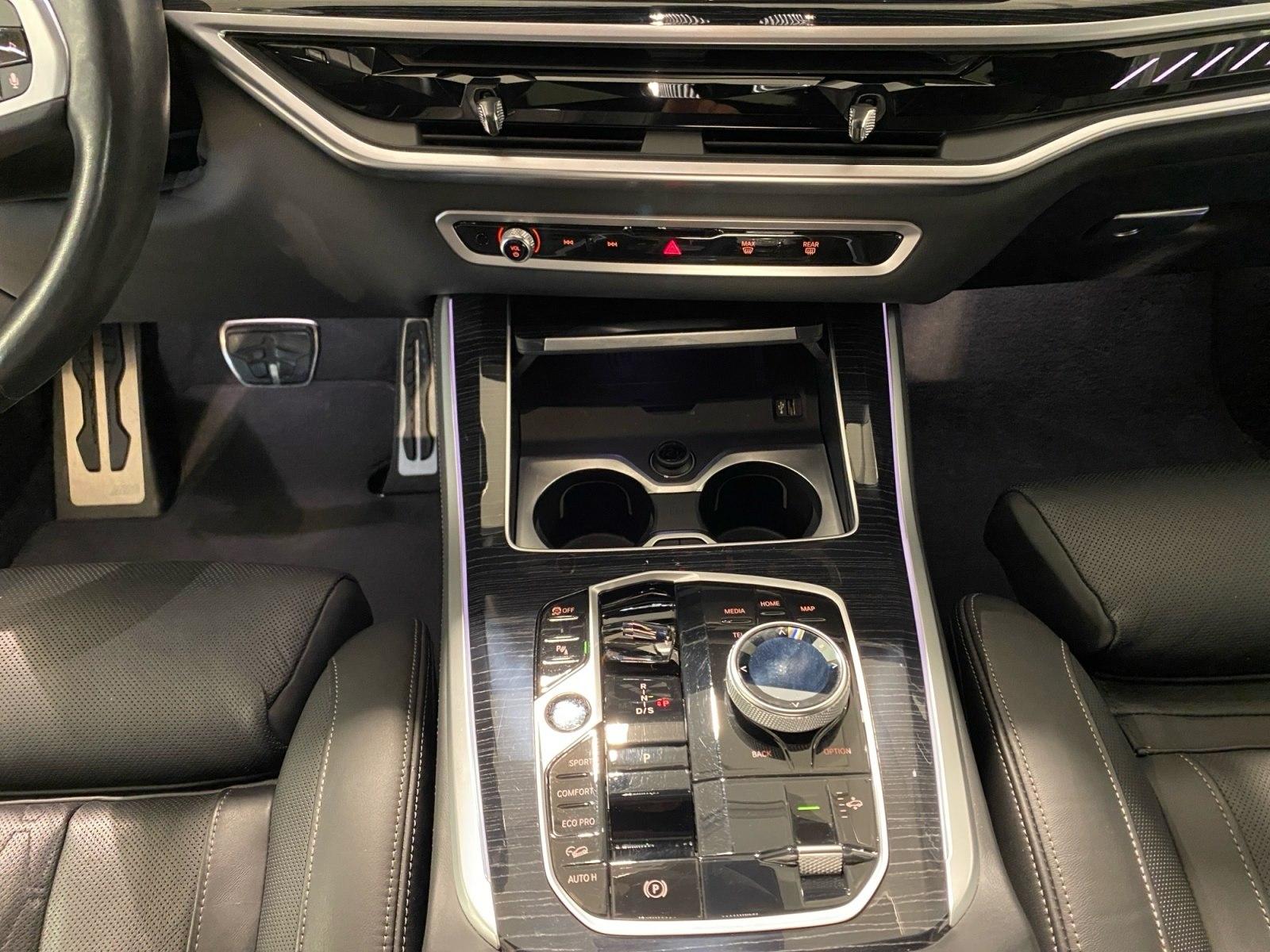 BMW X5 M60i xDrive M Sport Standheizung Massage AHK