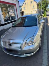 Toyota Avensis d4d 2.2 Diesel Top Zustand - Toyota Avensis in Bochum