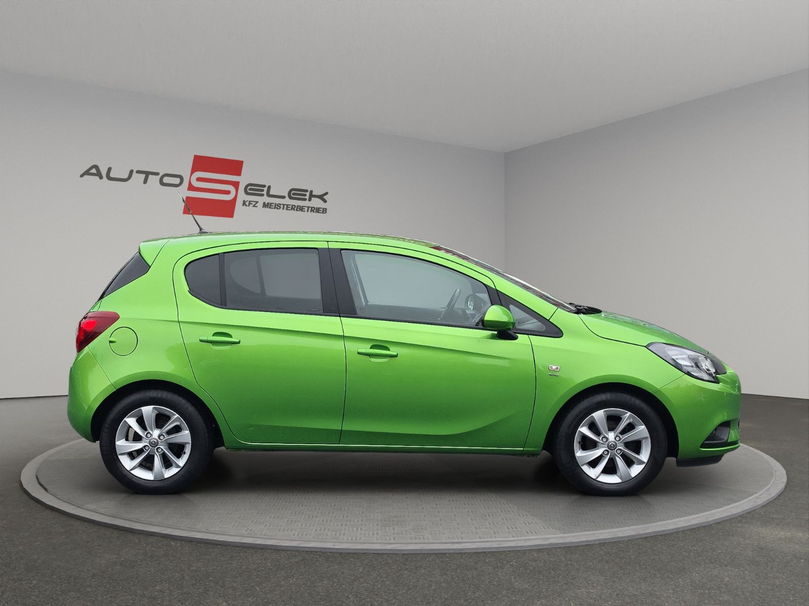 Fahrzeugabbildung Opel Corsa E Active