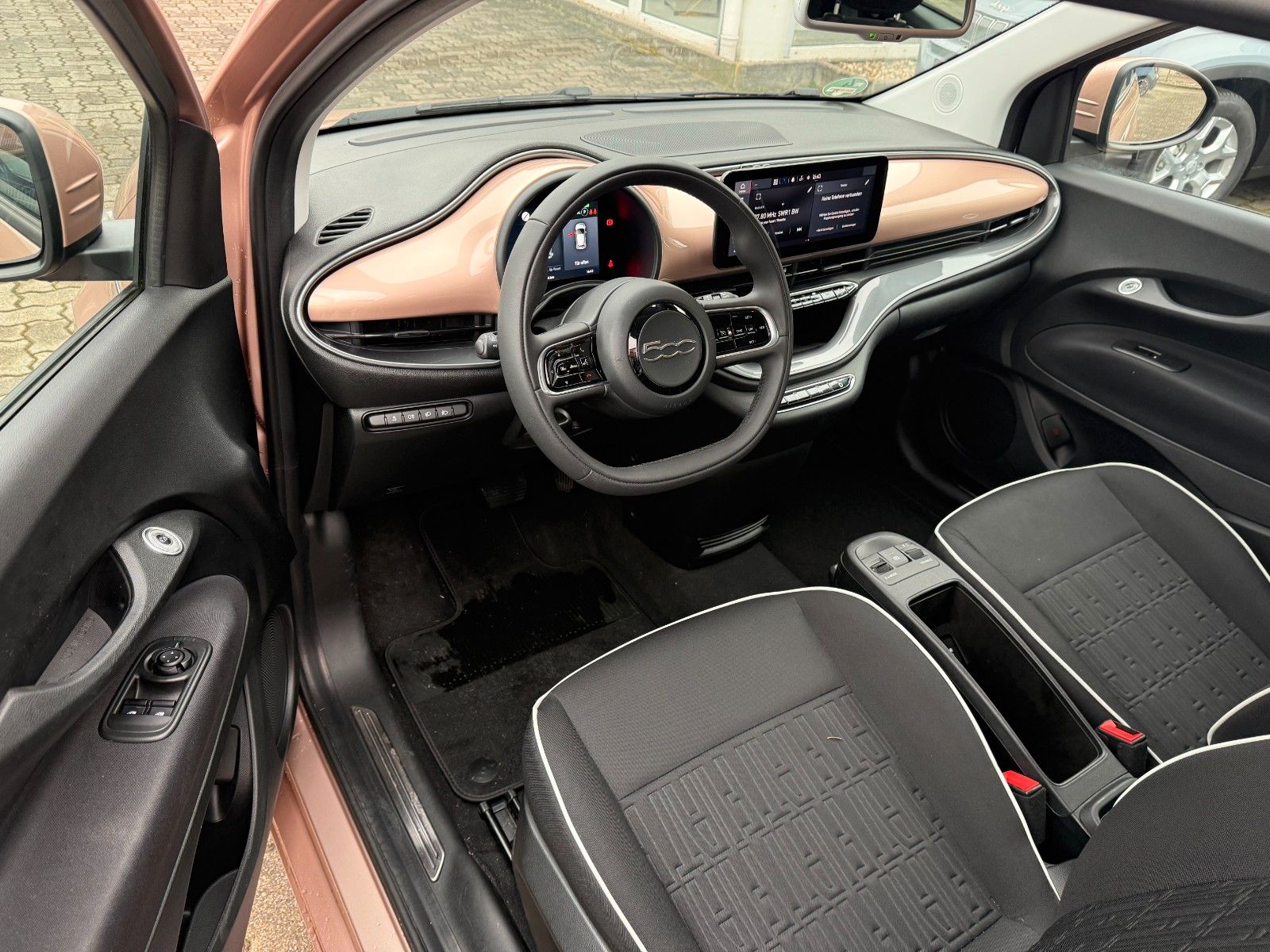 Fiat 500e - Bild 10